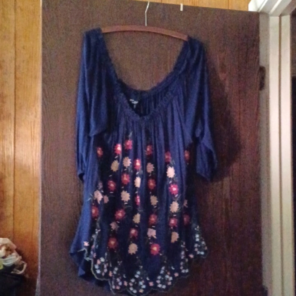 Boho- Casual- Embroided Top